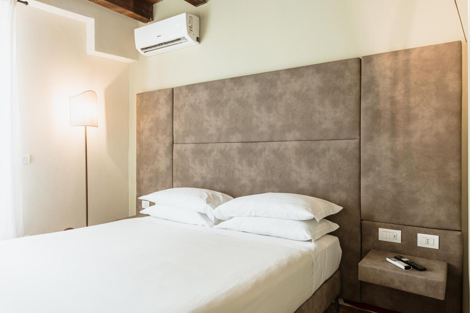 Osteria Luxury Apartments Песк'єра-дель-Гарда Екстер'єр фото