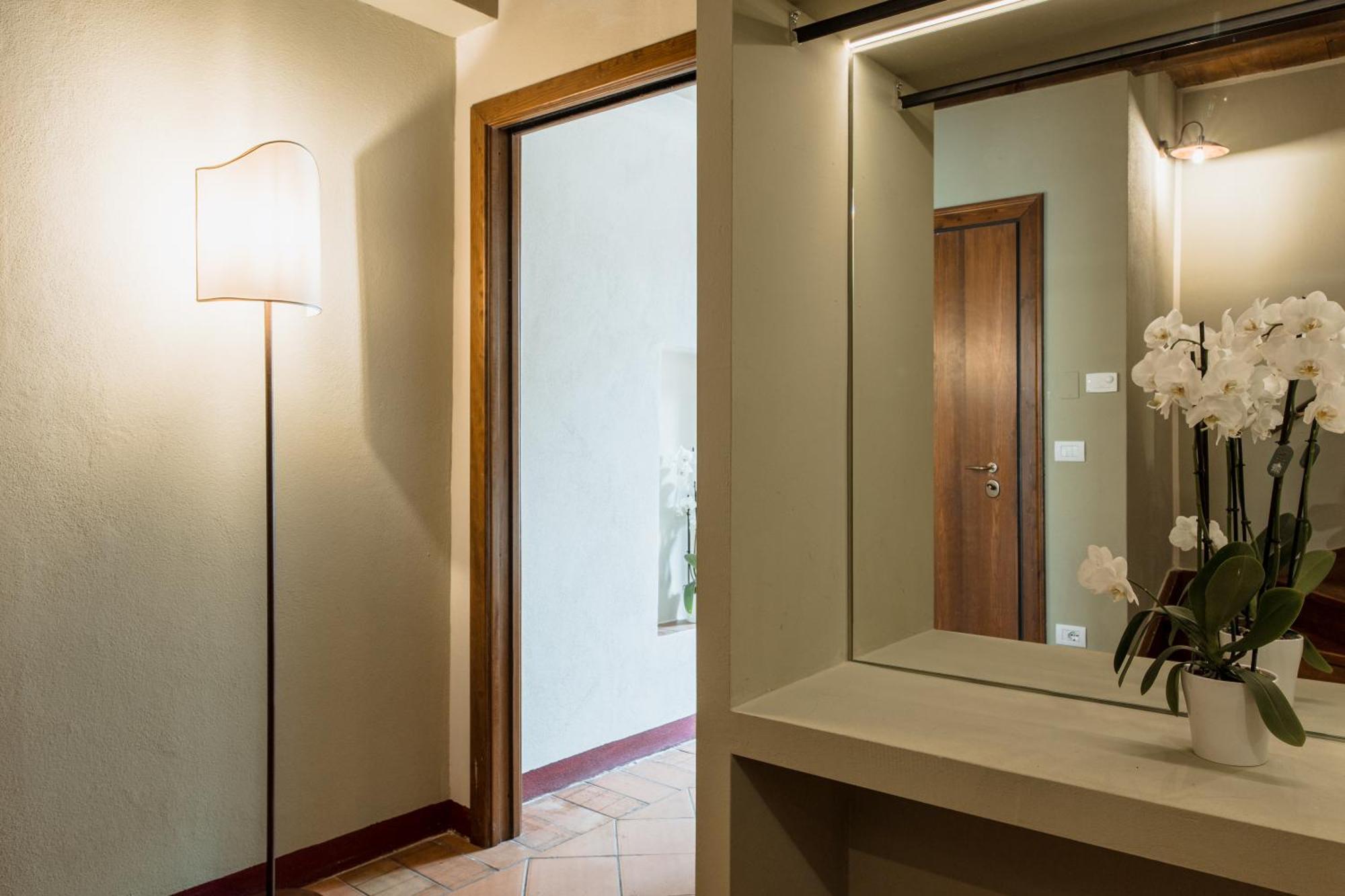 Osteria Luxury Apartments Песк'єра-дель-Гарда Екстер'єр фото